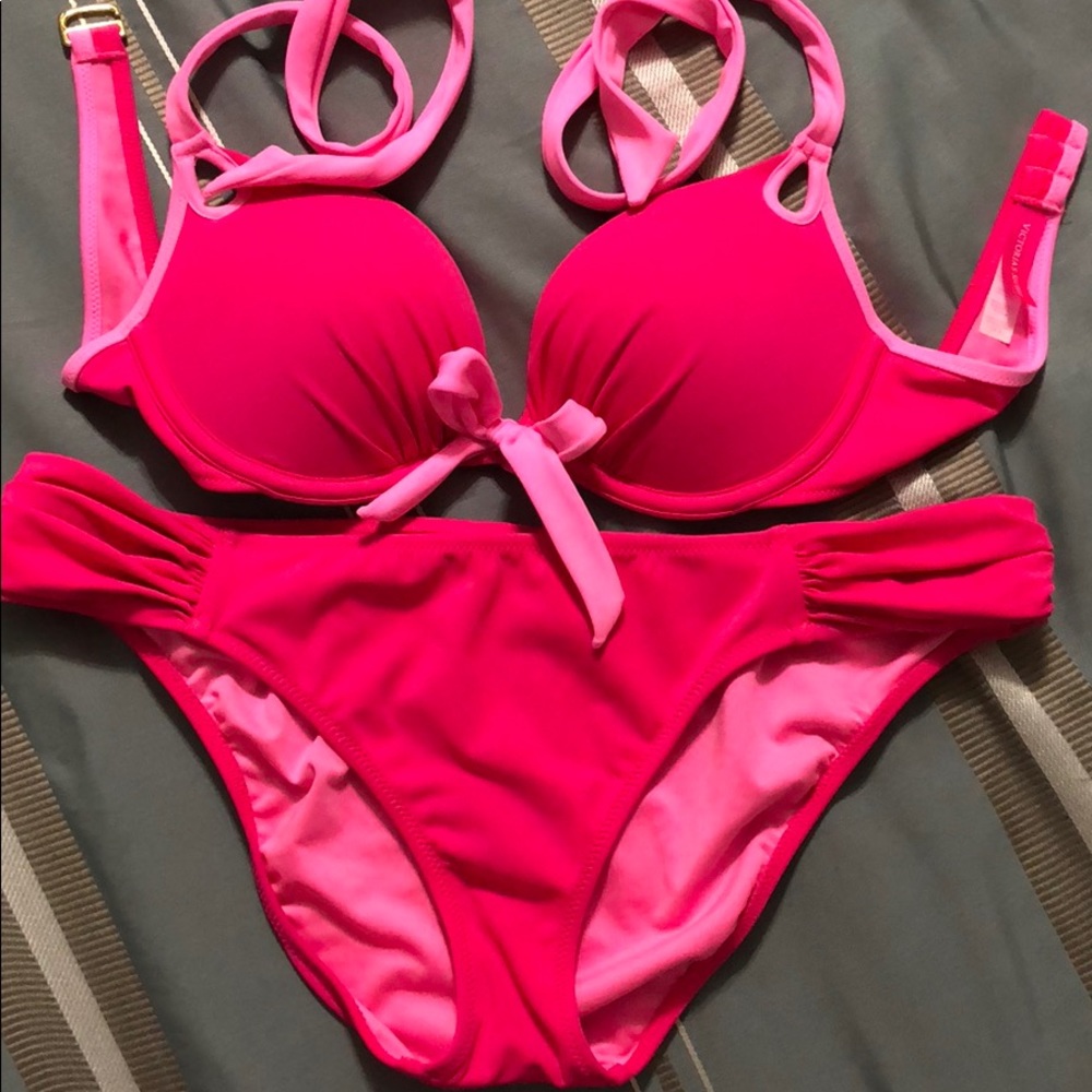 VS Gorgeous Bikini